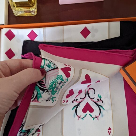 Hermes "Jeu de Cartes" Scarf, 90 cm - Picture 8 of 12